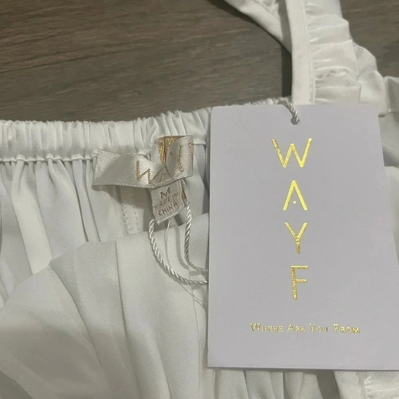 NWT! WAYF Peyton White Smocked Crop Camisole. Medium - Picture 6 of 8